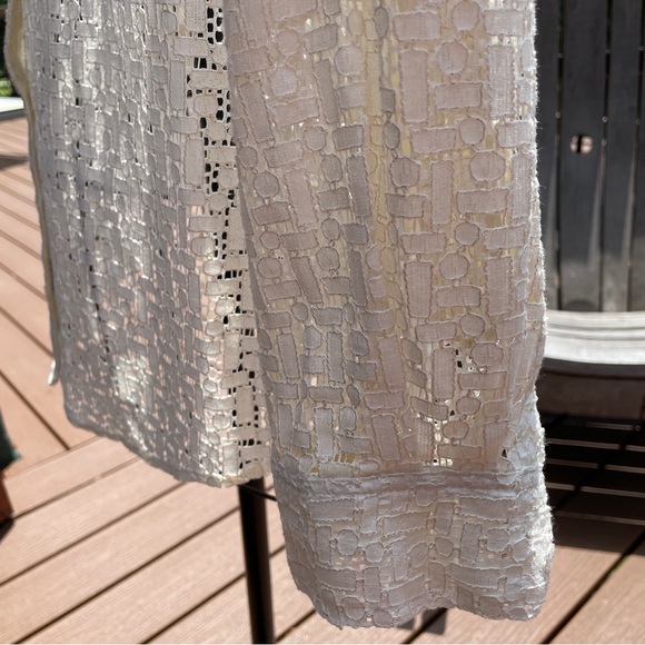 Hearts Of Palm Women's Ivory Golden Lace Blouse Sheer Size 14 - Picture 5 of 8